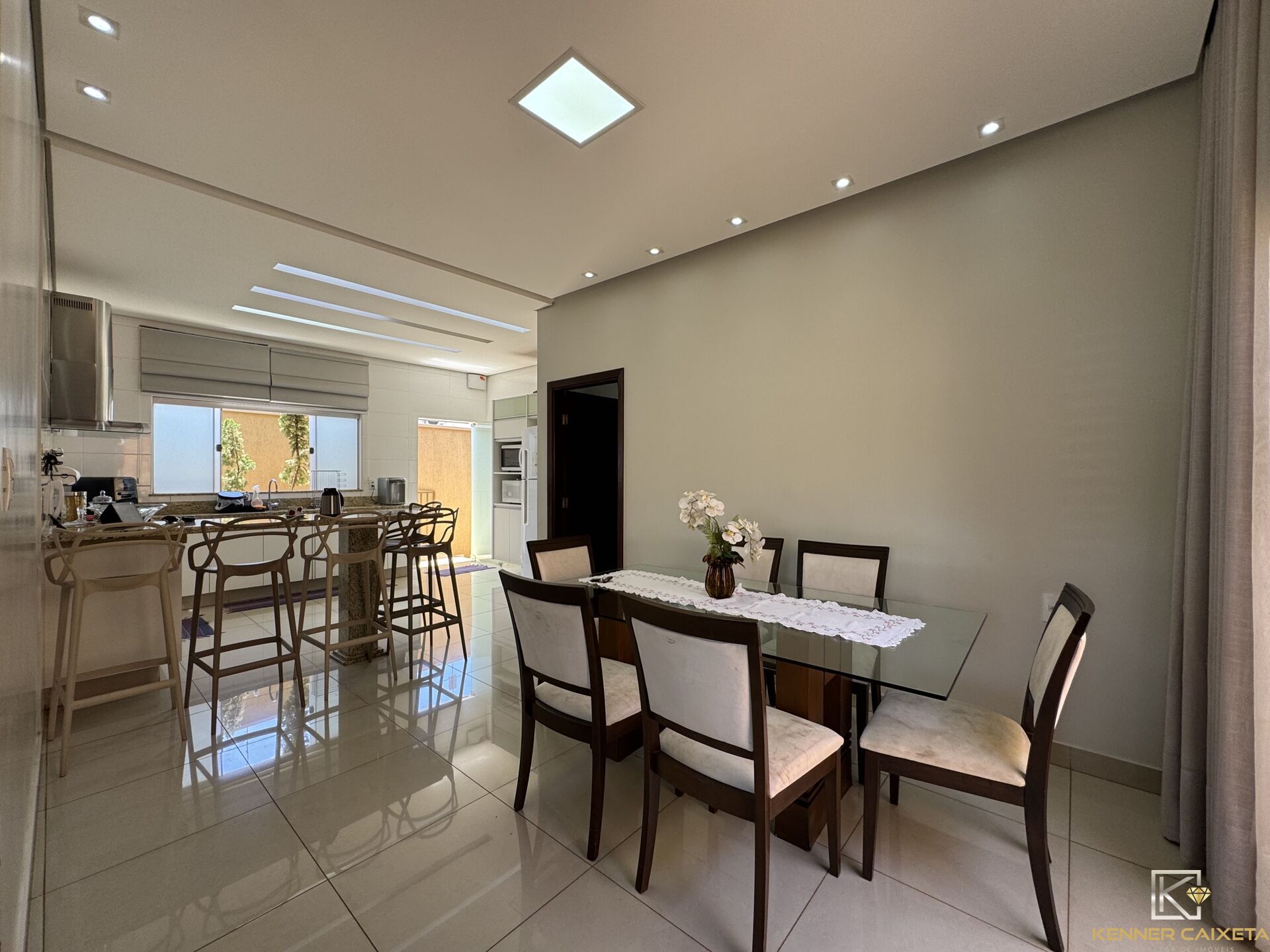 Casa, 3 quartos, 255 m² - Foto 15