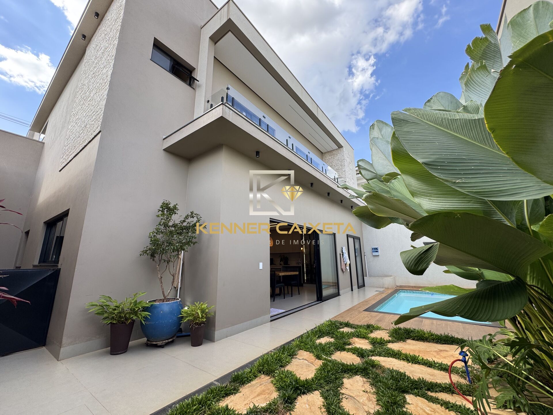Casa, 3 quartos, 246 m² - Foto 8