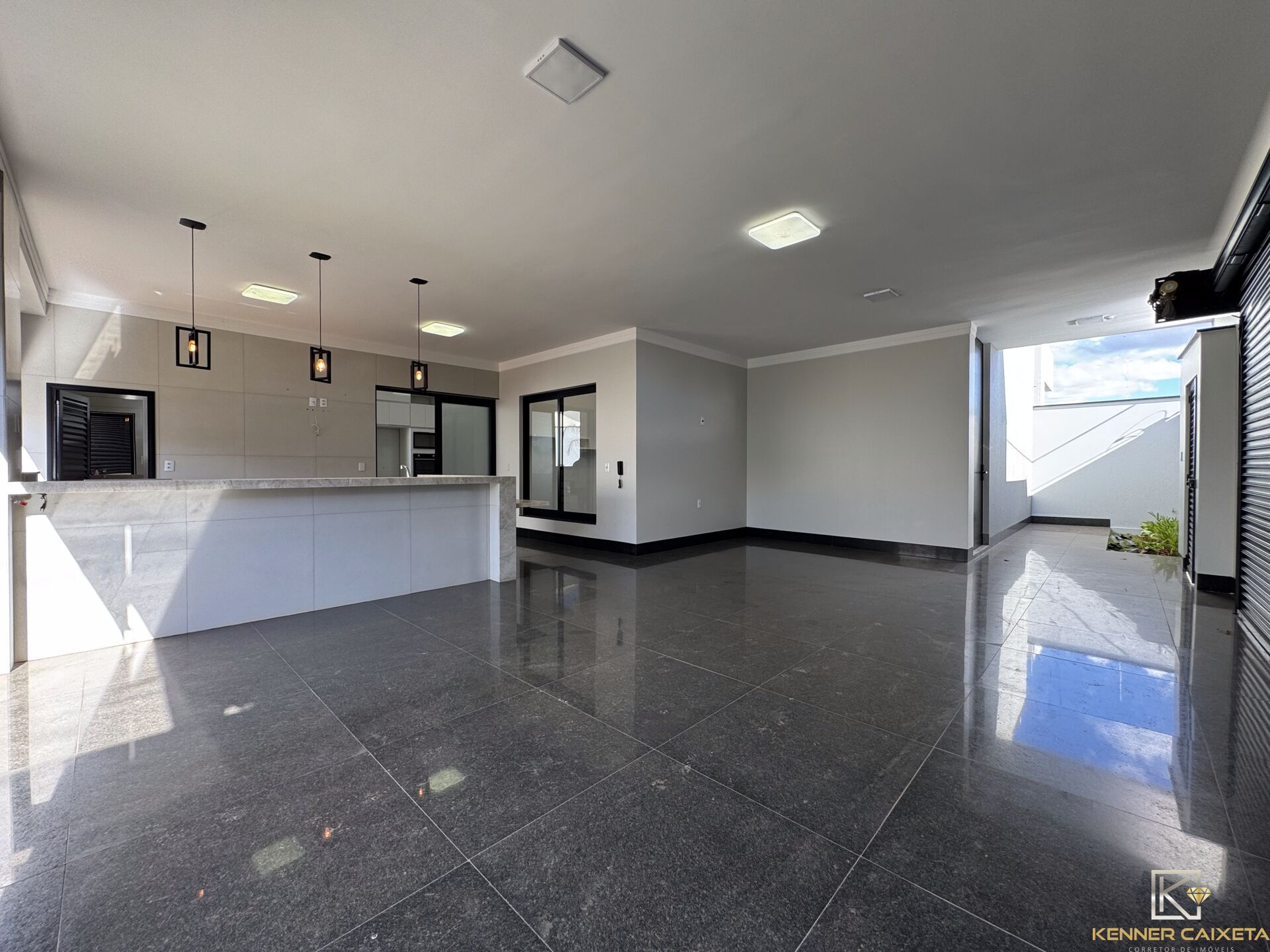 Casa, 4 quartos, 290 m² - Foto 19