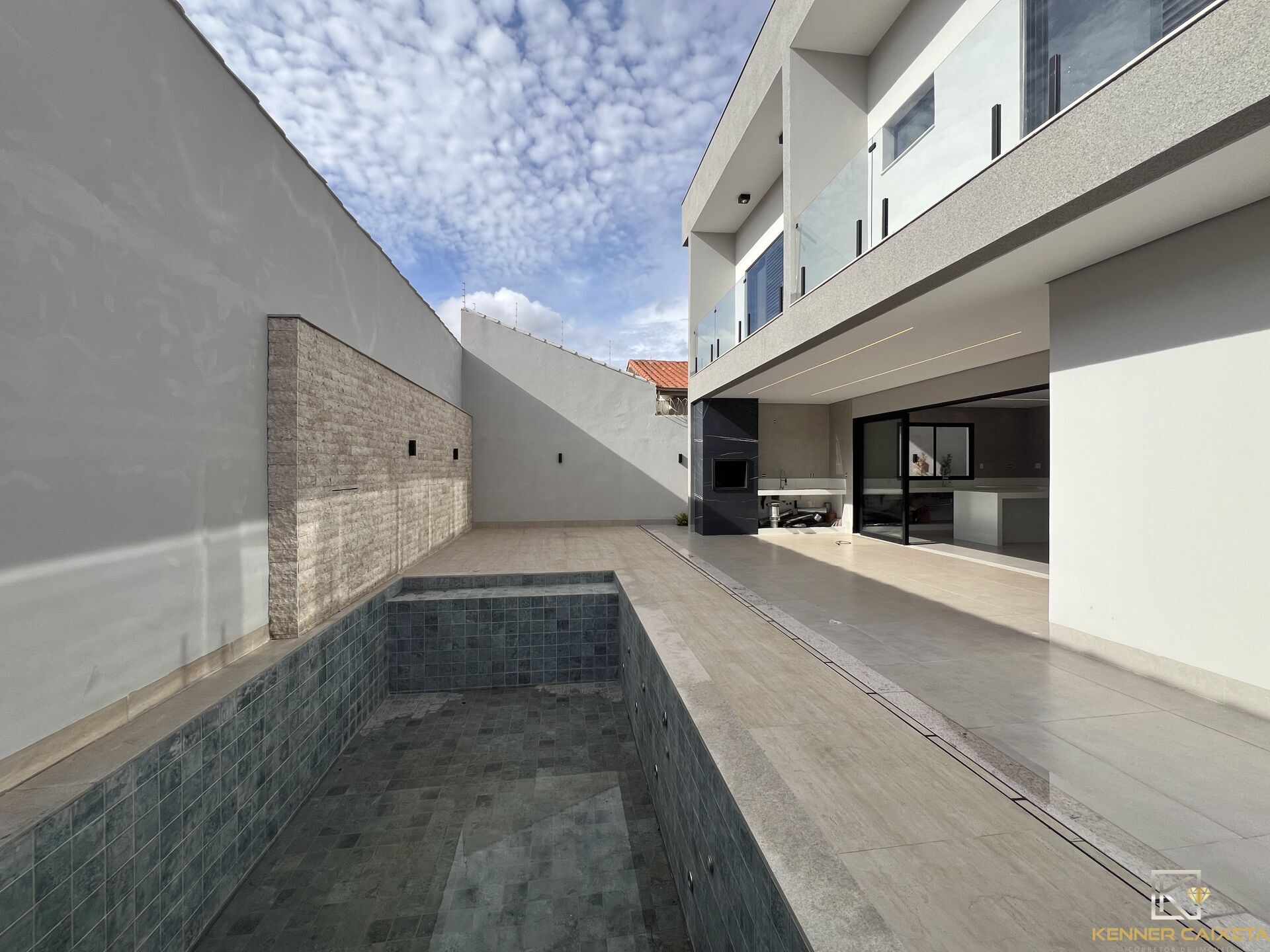 Casa, 4 quartos, 327 m² - Foto 13