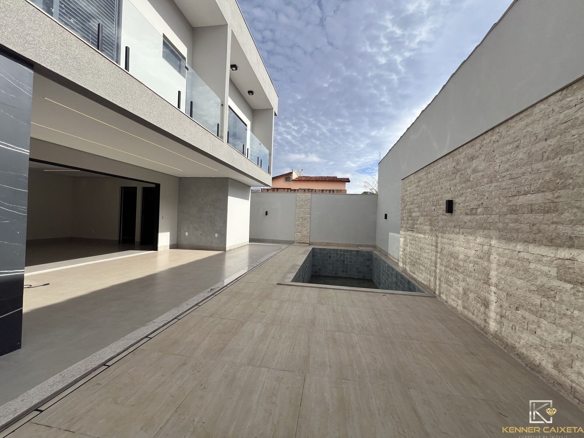 Casa, 4 quartos, 327 m² - Foto 15