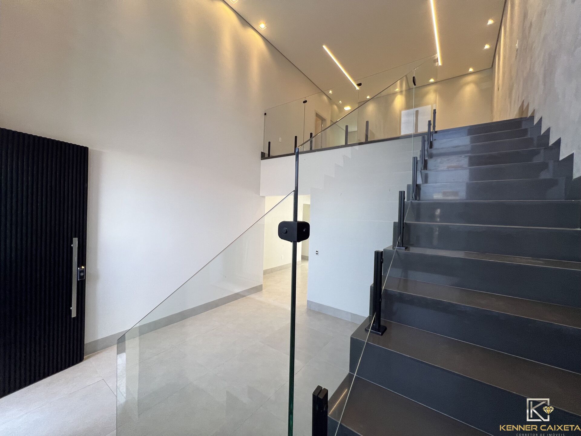 Casa, 4 quartos, 327 m² - Foto 4