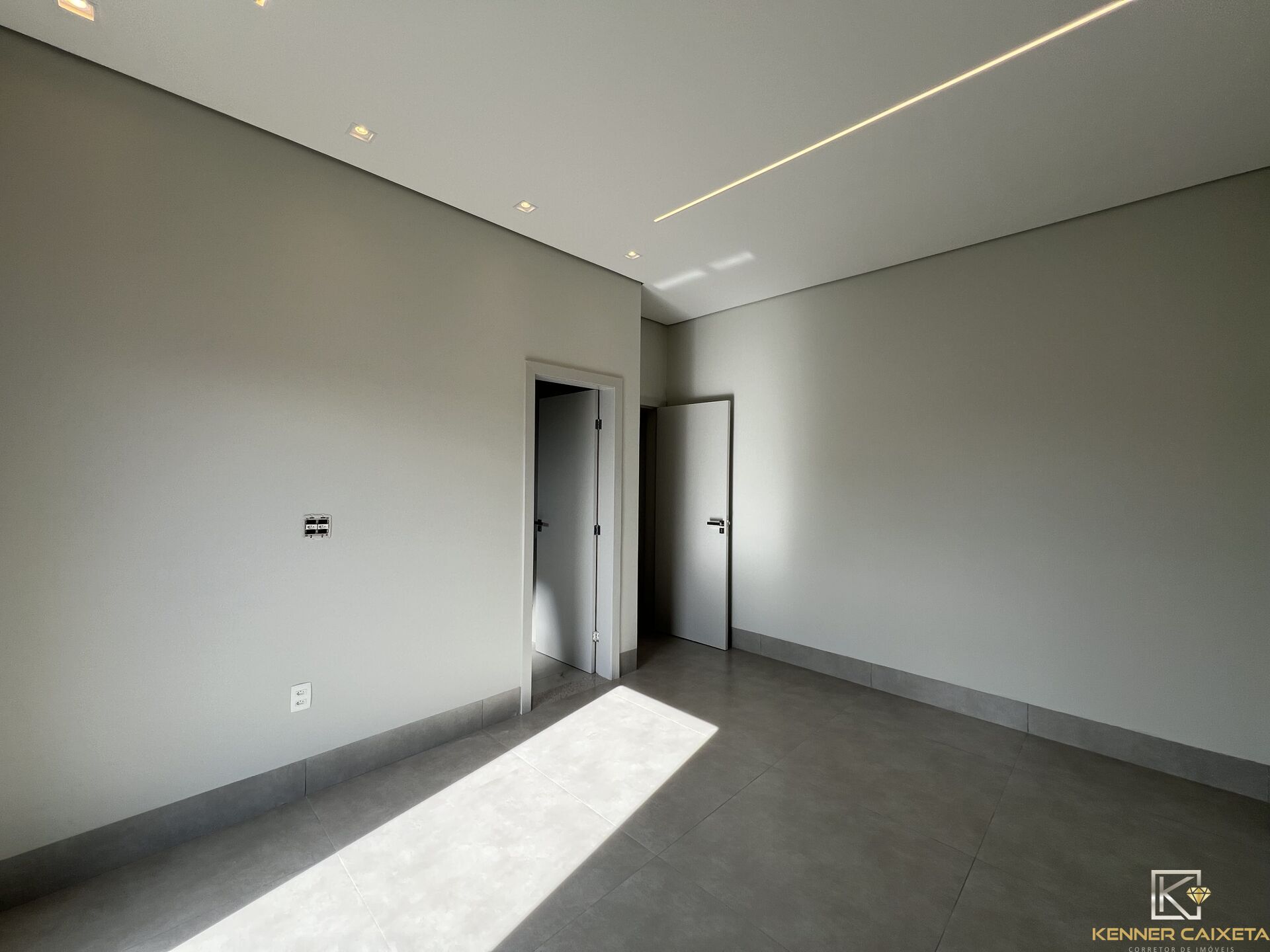 Casa, 4 quartos, 327 m² - Foto 21