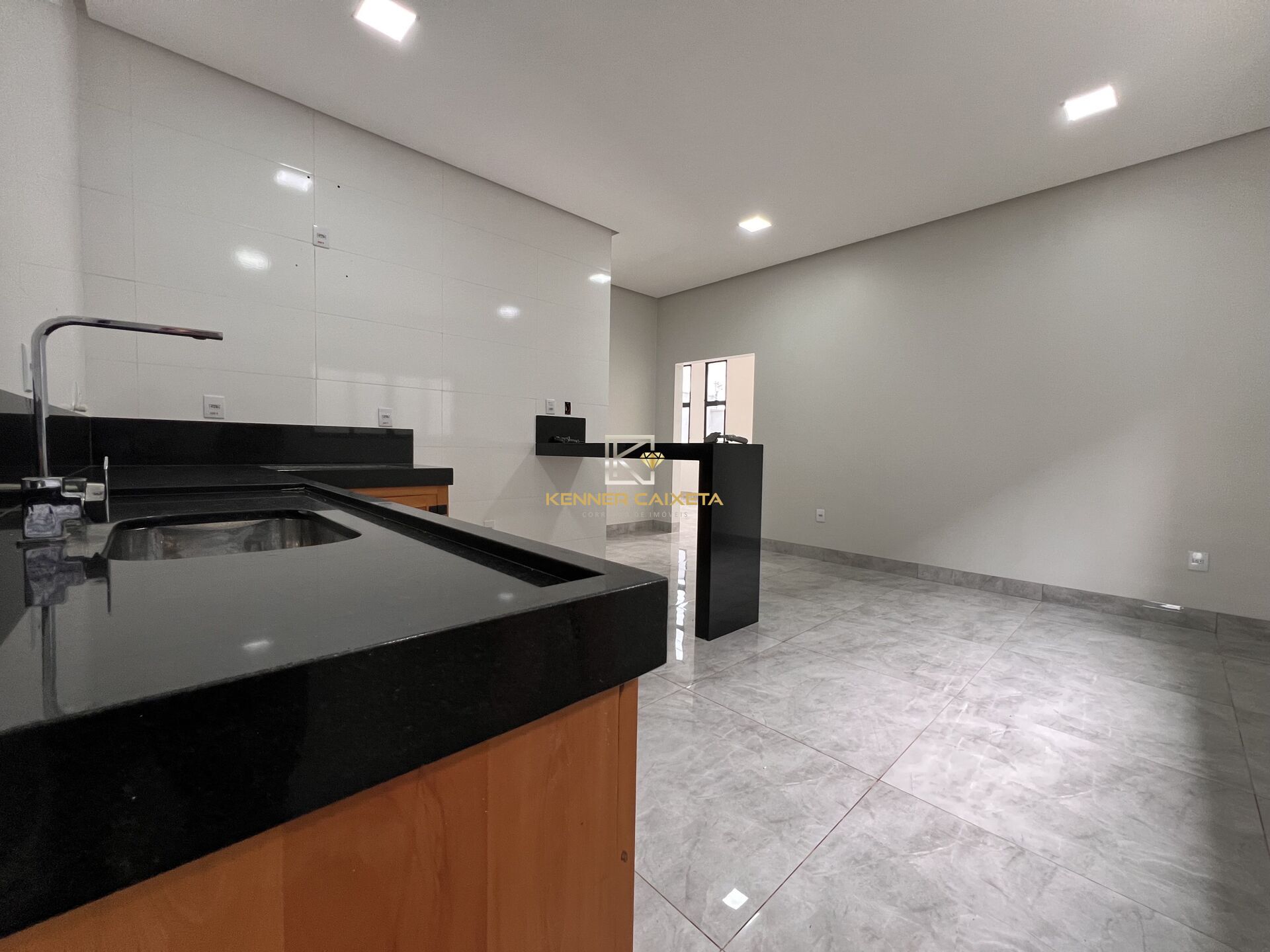 Casa à venda com 3 quartos, 184m² - Foto 5