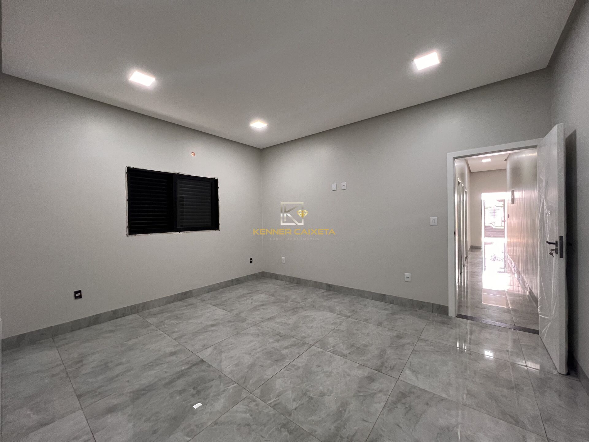 Casa à venda com 3 quartos, 184m² - Foto 9