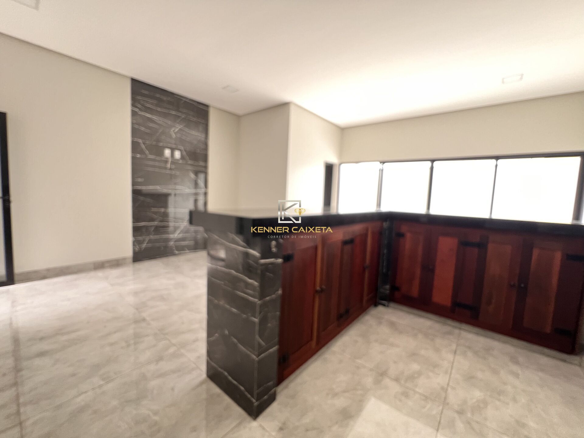 Casa à venda com 3 quartos, 184m² - Foto 14