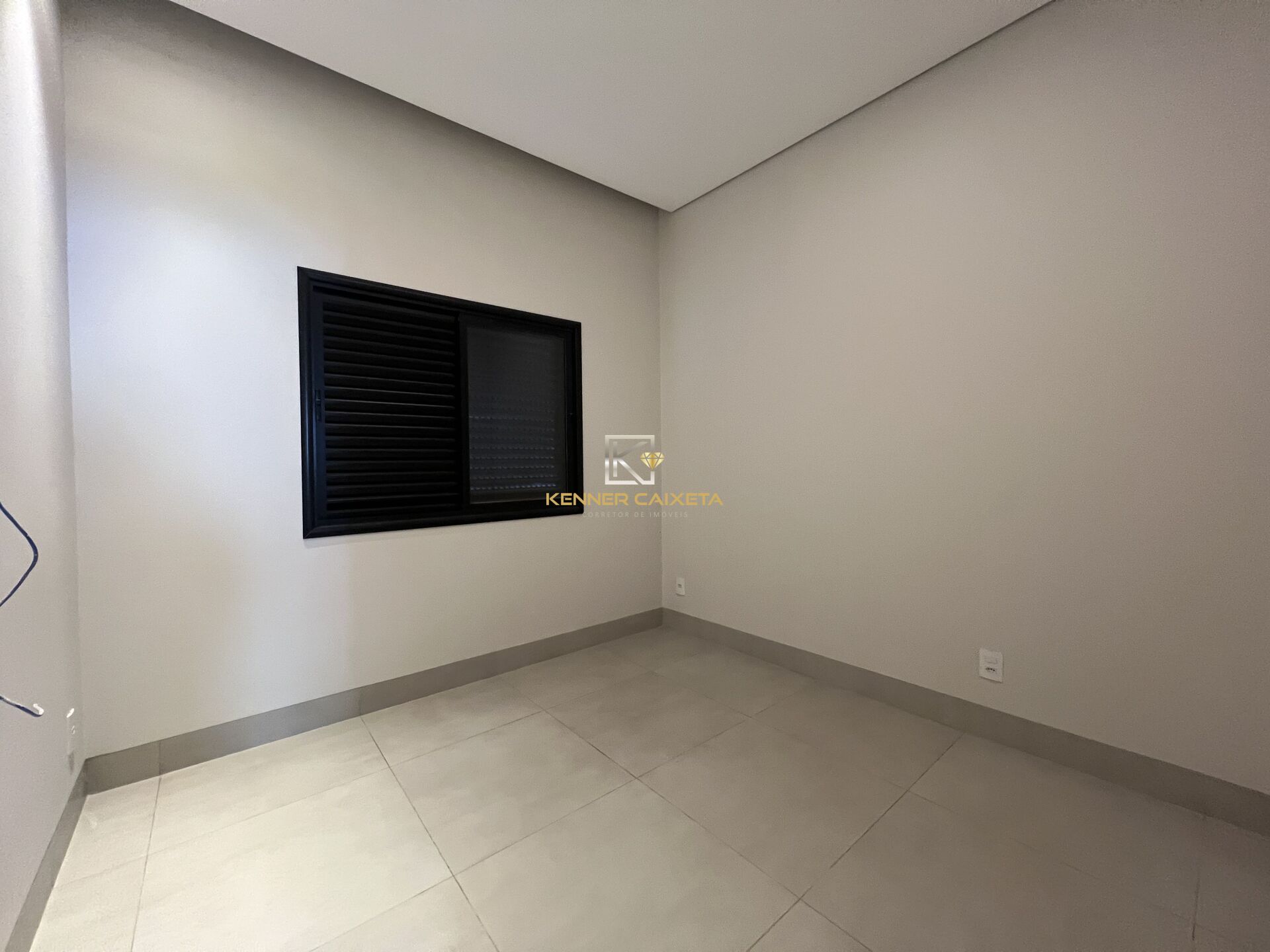 Casa à venda com 3 quartos, 159m² - Foto 3
