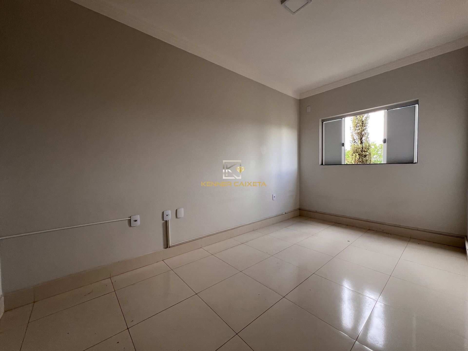 Apartamento à venda com 2 quartos, 70m² - Foto 7