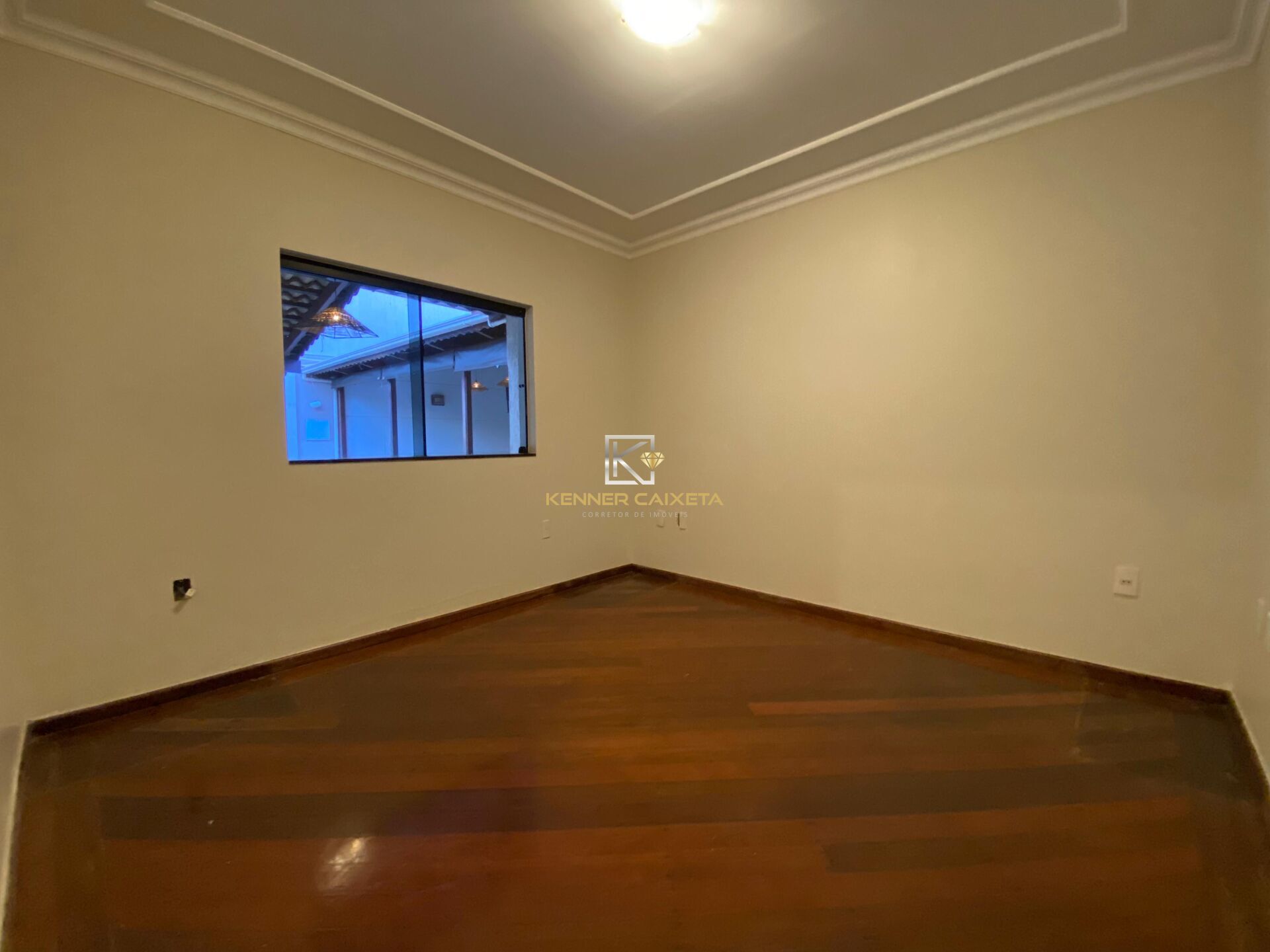 Casa à venda com 4 quartos, 348m² - Foto 21