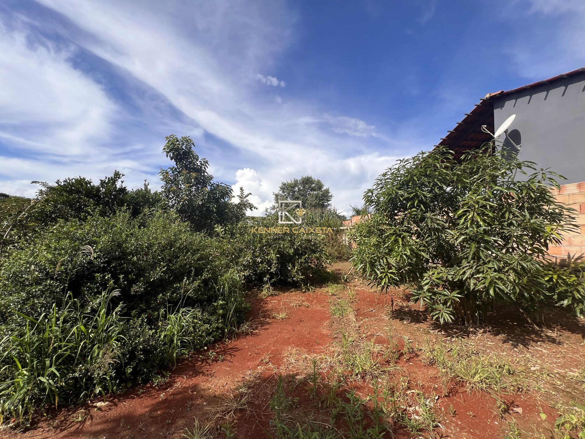 Fazenda à venda com 3 quartos, 200m² - Foto 13