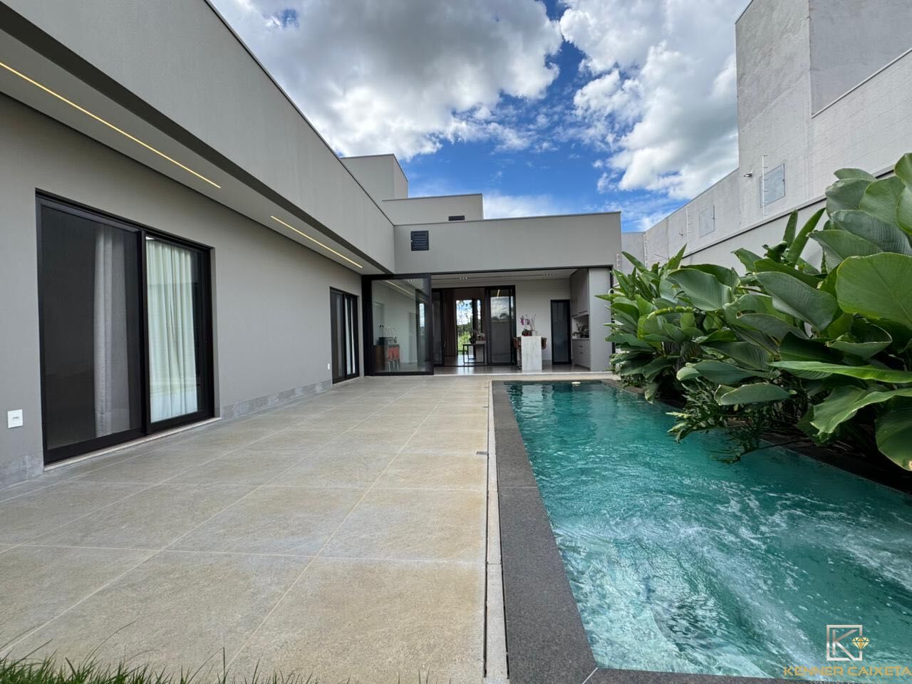 Casa, 4 quartos, 384 m² - Foto 21