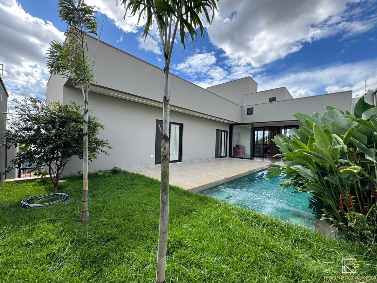 Casa, 4 quartos, 384 m² - Foto 19