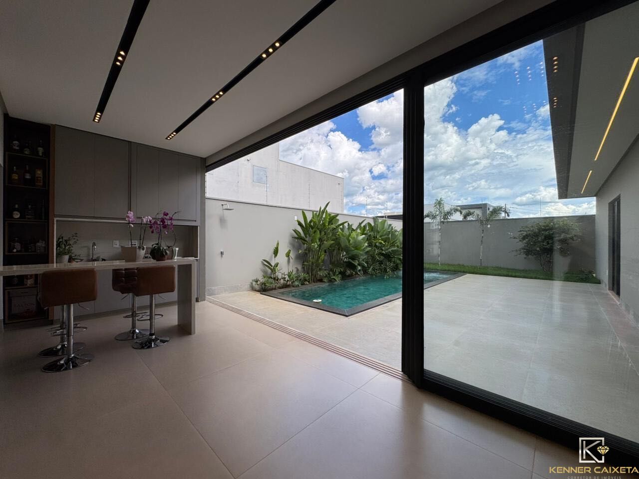 Casa, 4 quartos, 384 m² - Foto 24