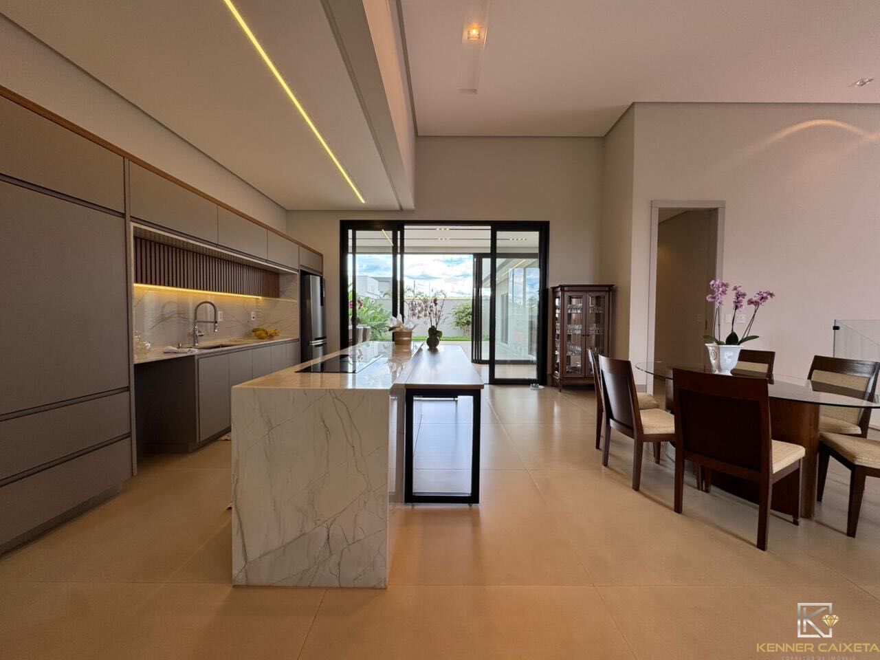 Casa, 4 quartos, 384 m² - Foto 14