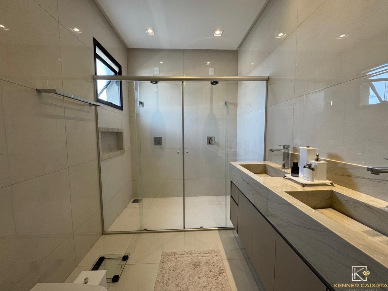 Casa, 4 quartos, 384 m² - Foto 32