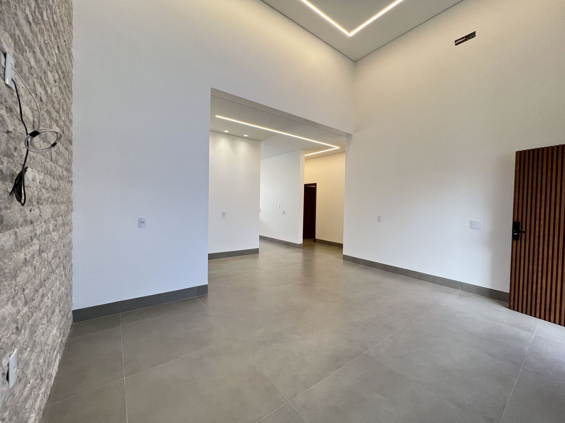 Casa à venda com 3 quartos, 205m² - Foto 4