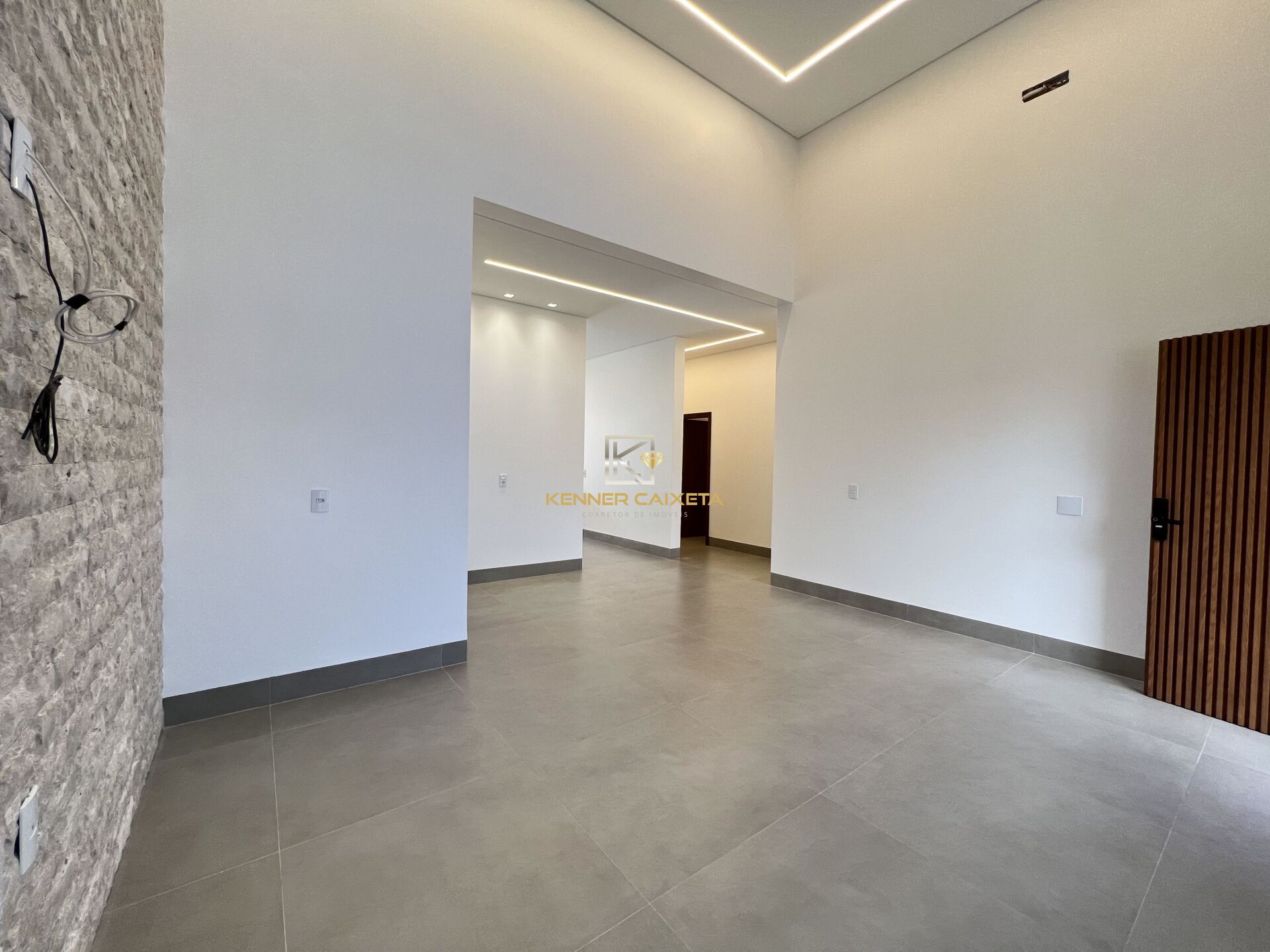 Casa à venda com 3 quartos, 205m² - Foto 4