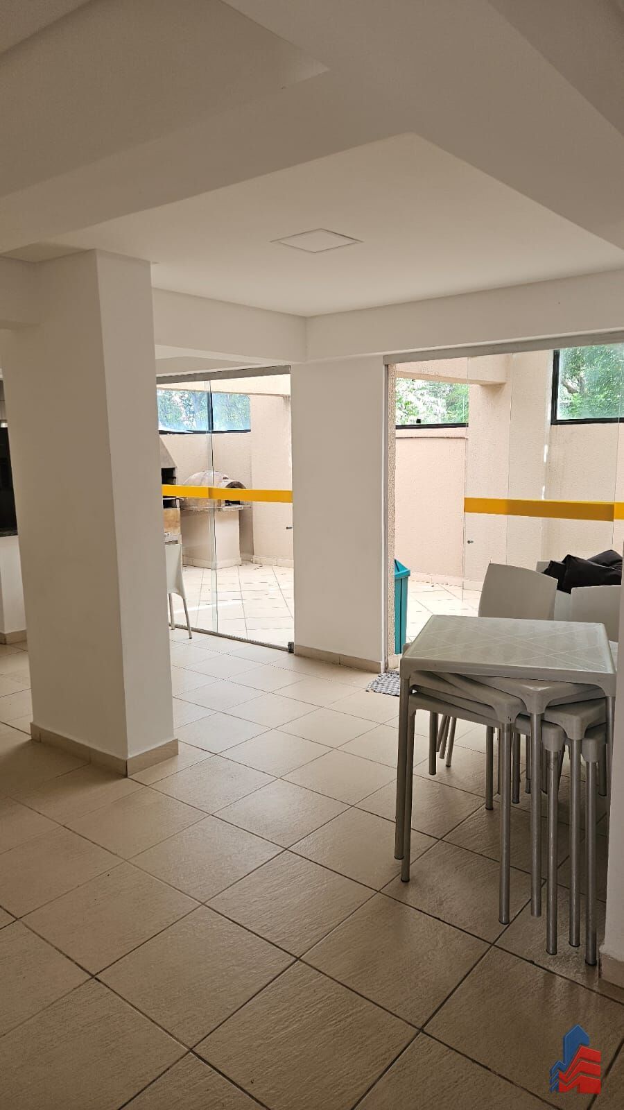 Apartamento à venda com 2 quartos, 65m² - Foto 13