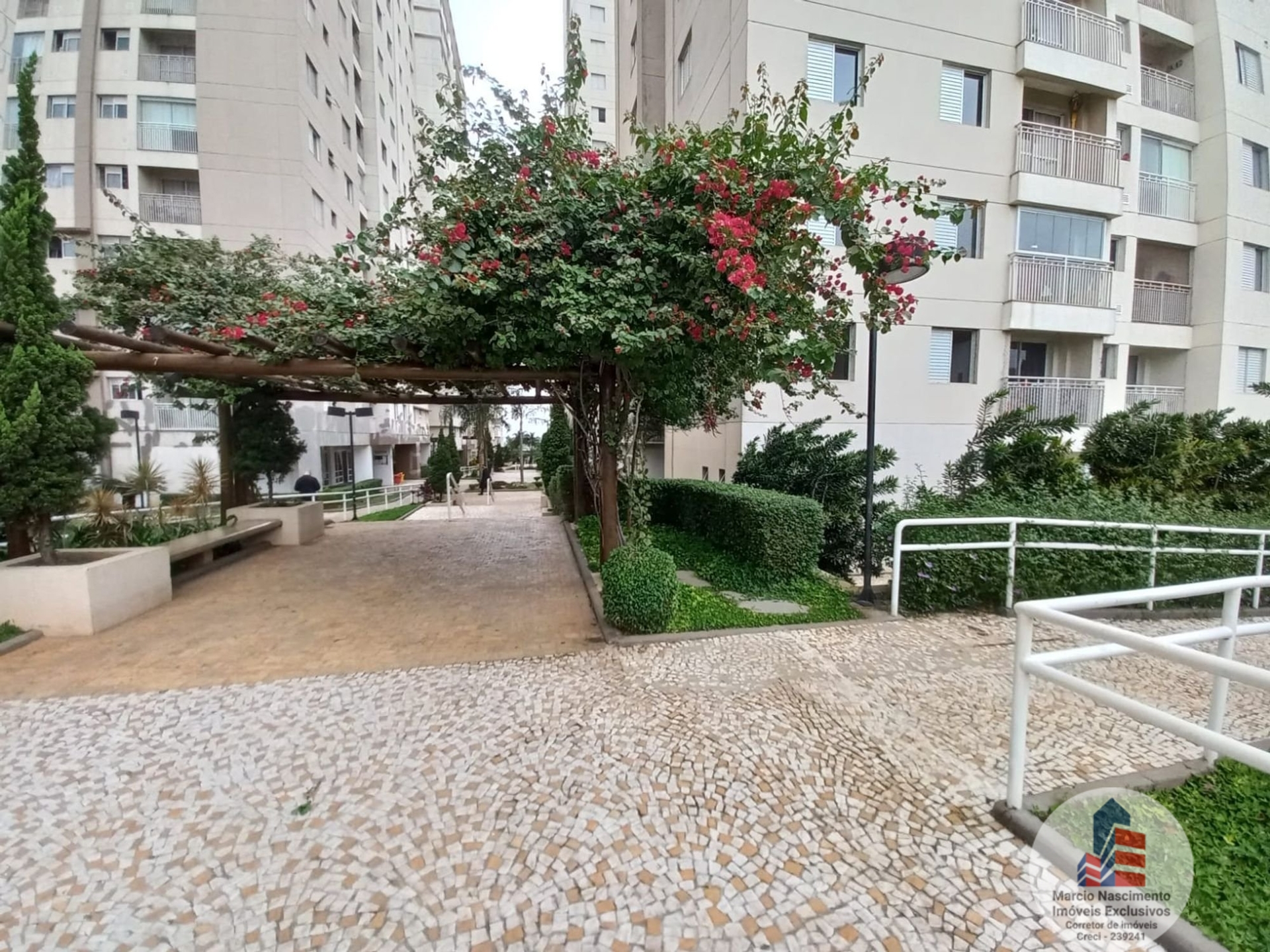 Apartamento à venda com 3 quartos, 64m² - Foto 16