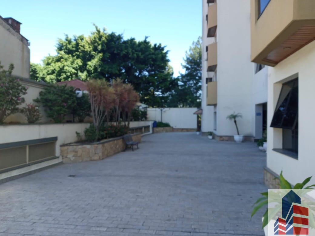 Apartamento à venda com 3 quartos, 130m² - Foto 27