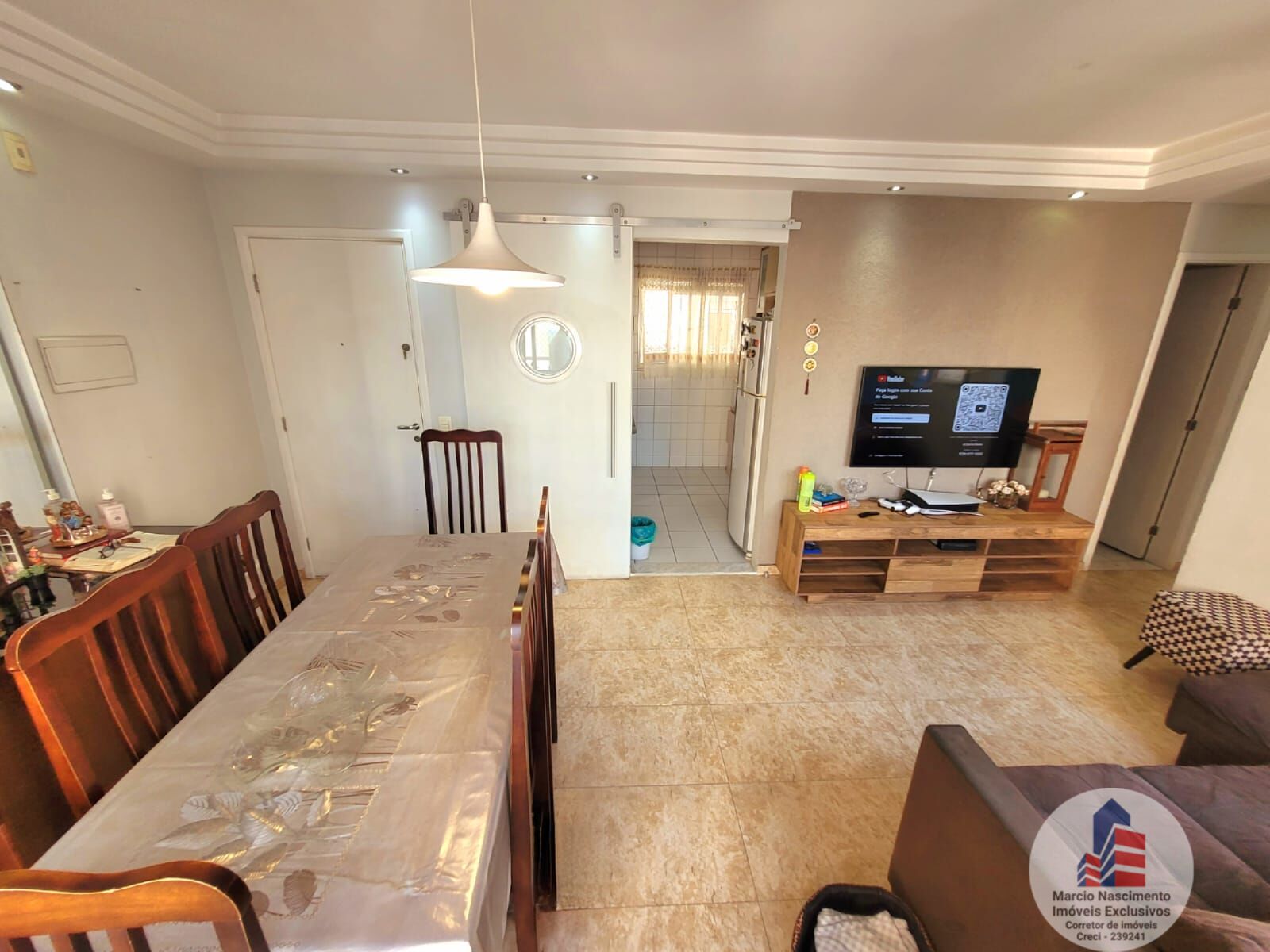 Apartamento à venda com 3 quartos, 68m² - Foto 2