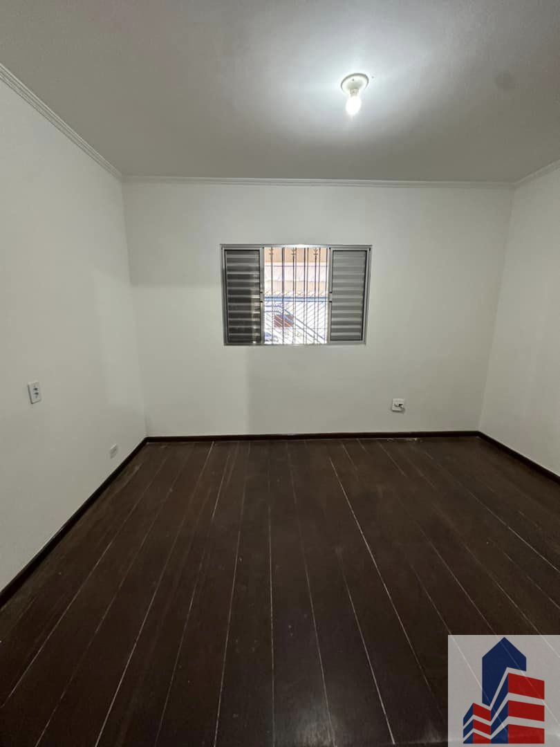 Casa à venda com 3 quartos, 159m² - Foto 4