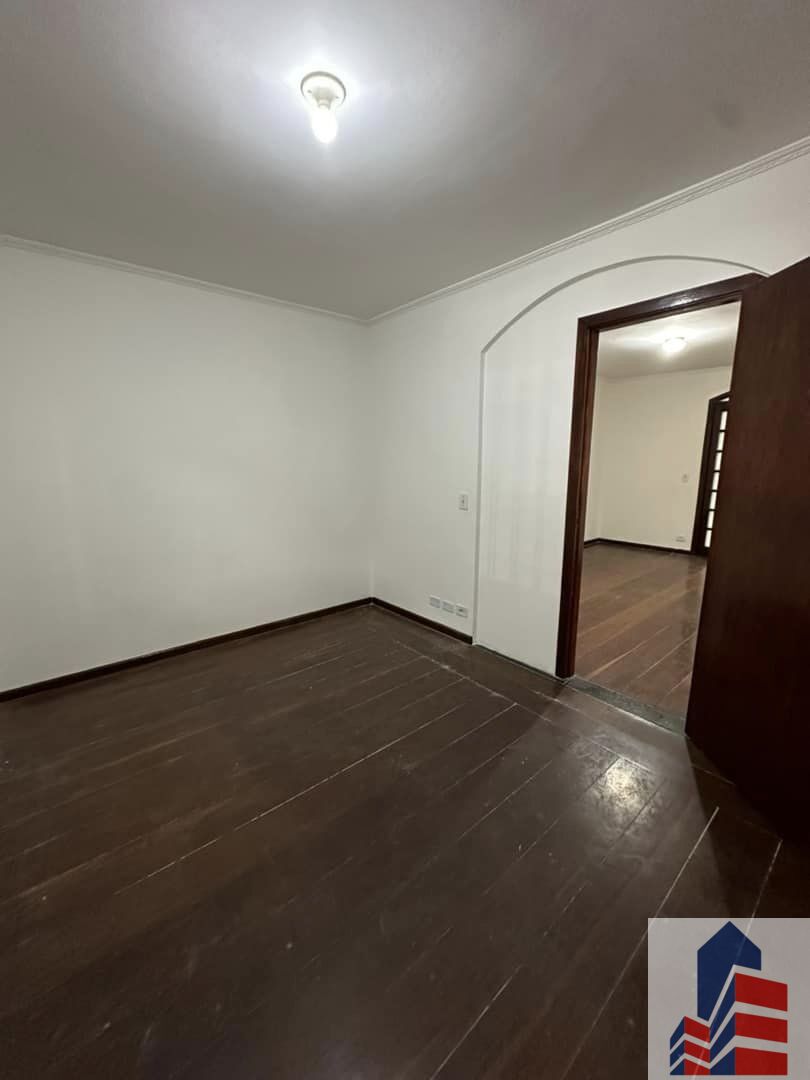 Casa à venda com 3 quartos, 159m² - Foto 3