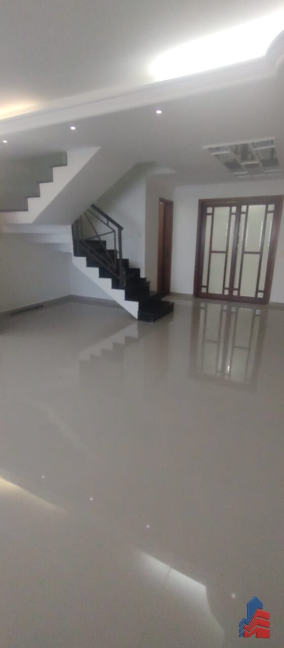 Sobrado, 3 quartos, 163 m² - Foto 1