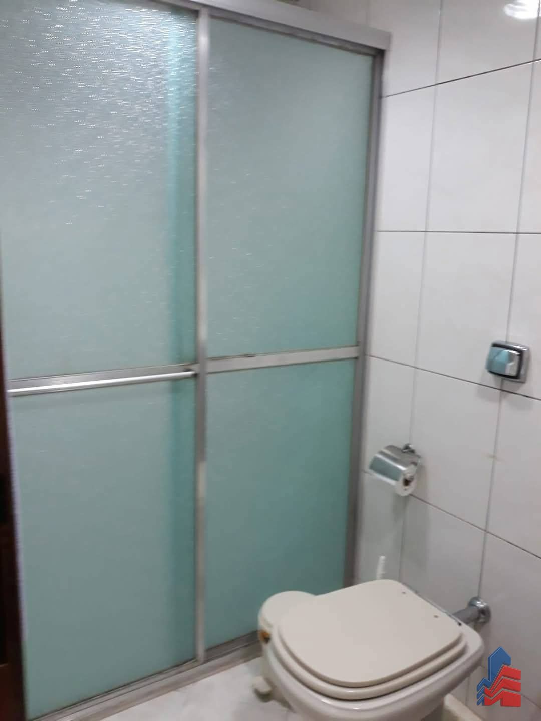 Apartamento à venda com 2 quartos, 64m² - Foto 8
