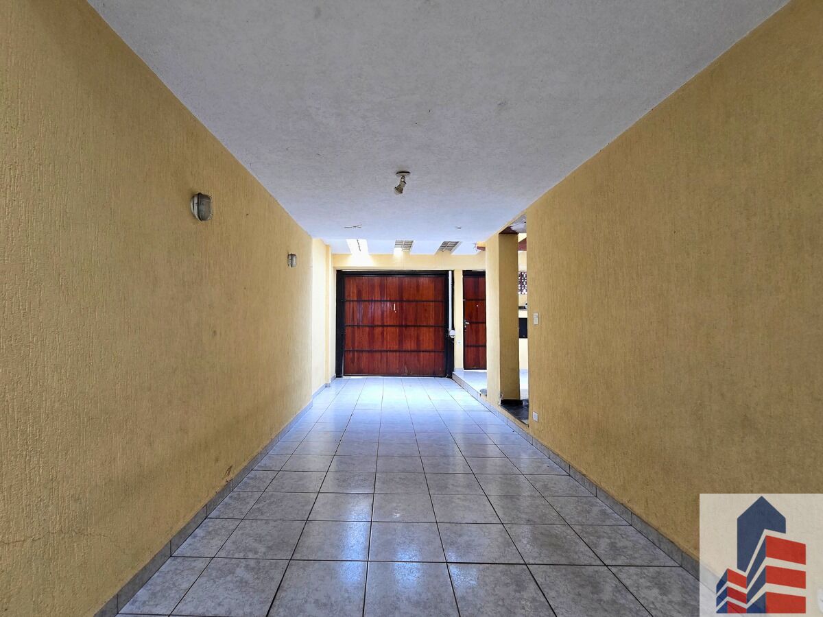 Sobrado à venda com 4 quartos, 320m² - Foto 21