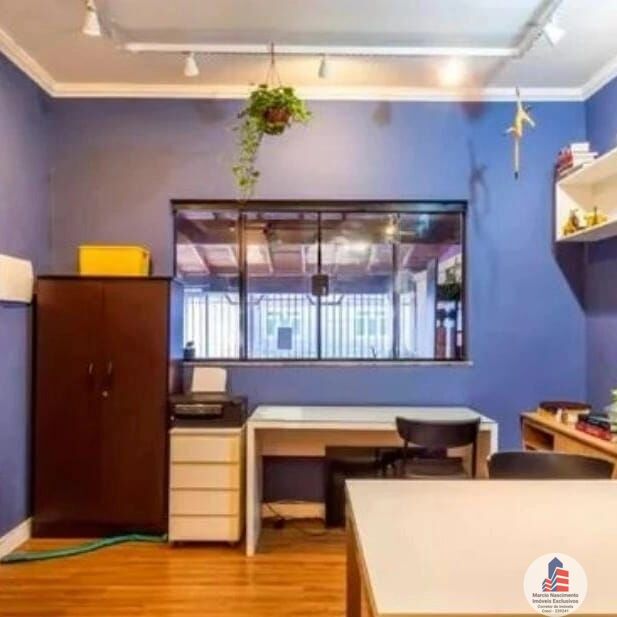 Casa à venda com 2 quartos, 120m² - Foto 2