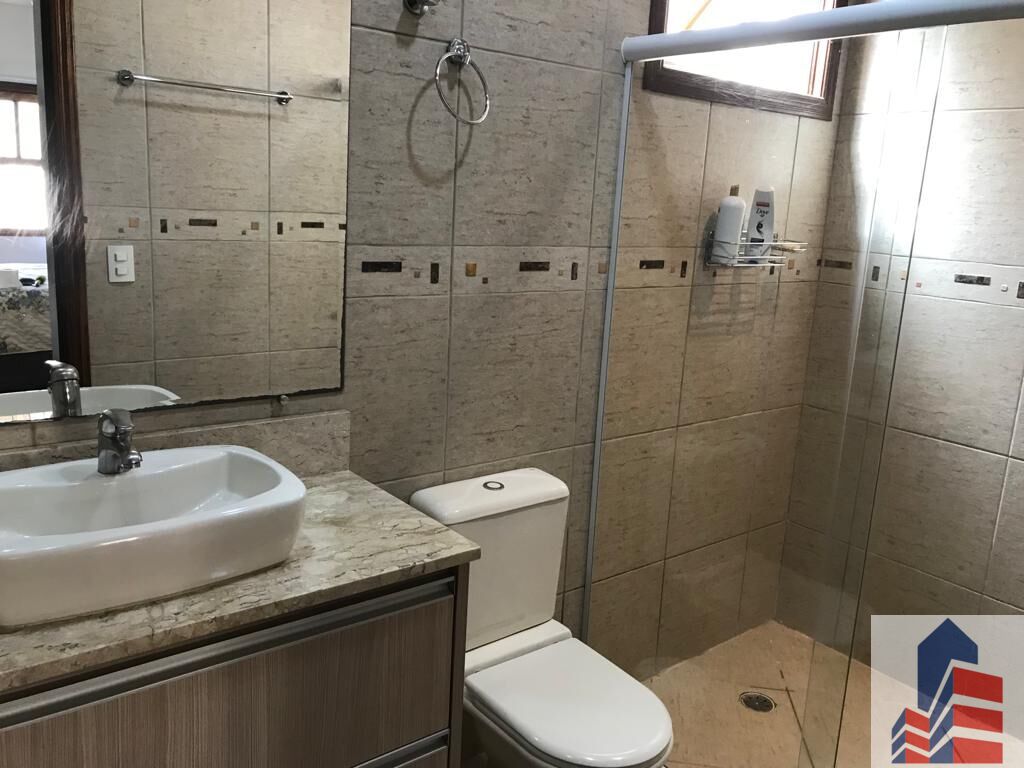 Casa à venda com 5 quartos, 200m² - Foto 15