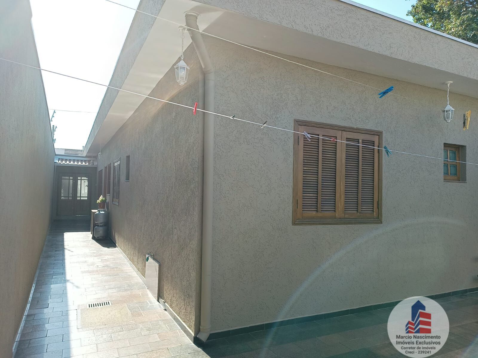 Casa à venda com 5 quartos, 200m² - Foto 22