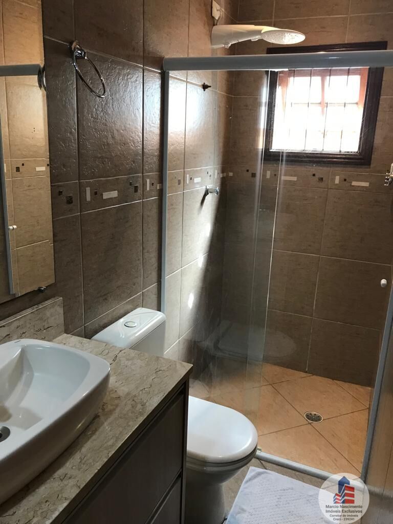 Casa à venda com 5 quartos, 200m² - Foto 13