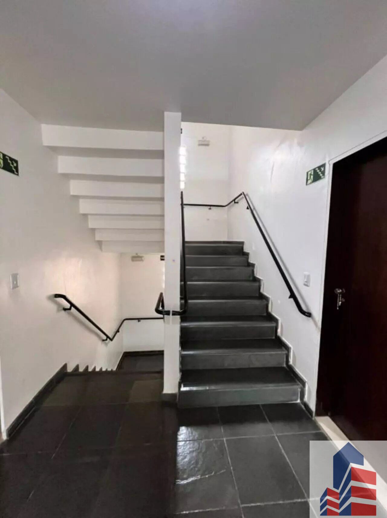 Apartamento à venda com 2 quartos, 56m² - Foto 10