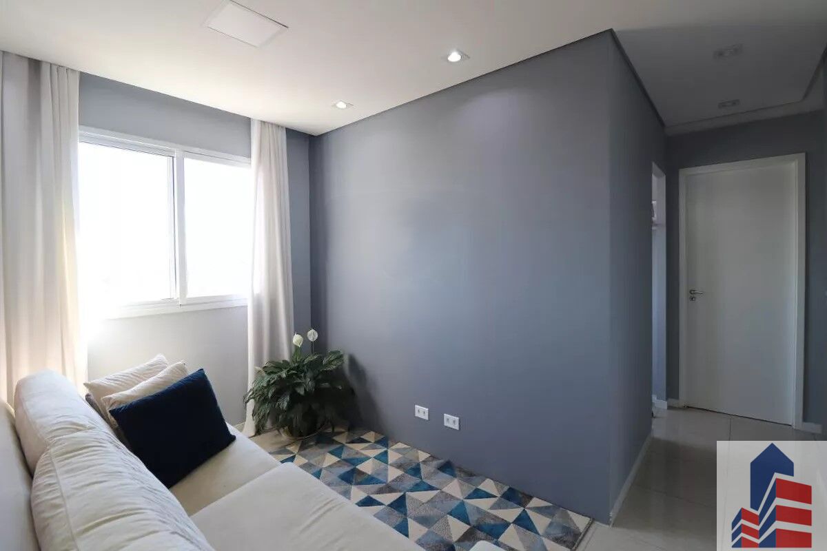 Apartamento à venda com 2 quartos, 42m² - Foto 4