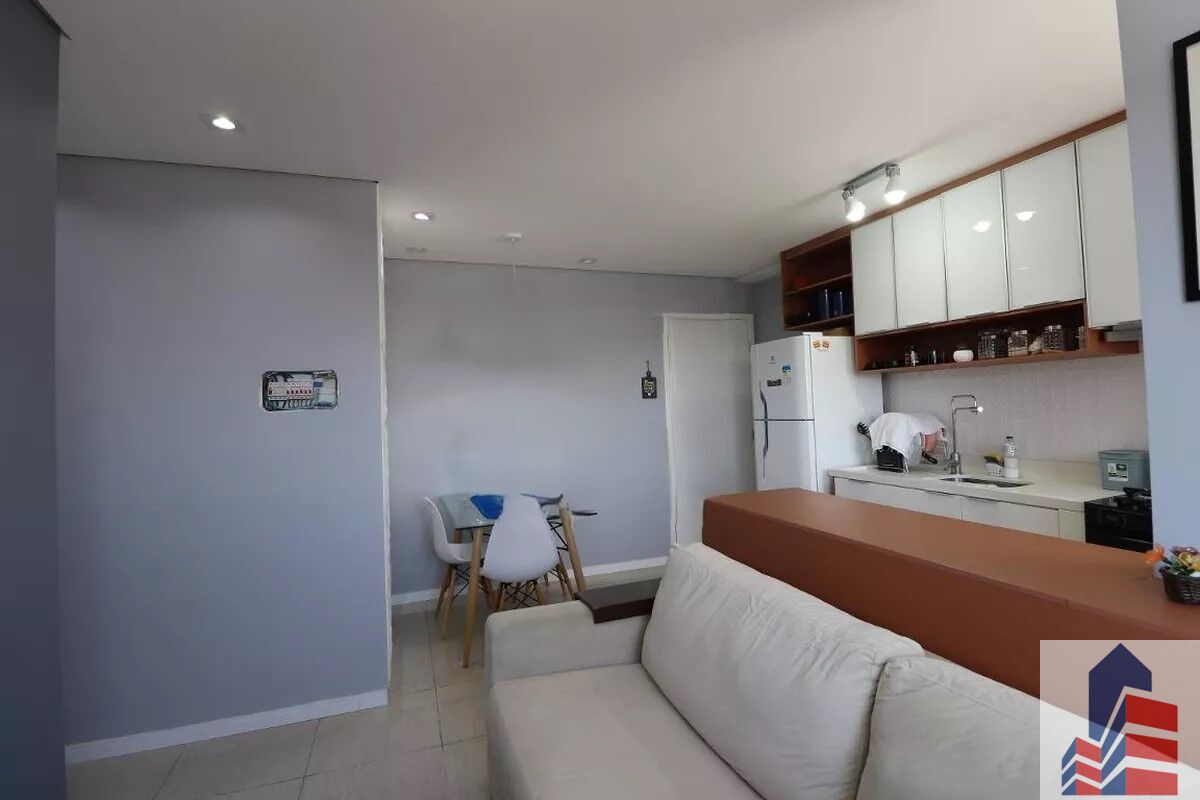 Apartamento à venda com 2 quartos, 42m² - Foto 1