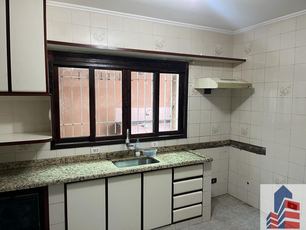 Sobrado à venda com 3 quartos, 232m² - Foto 5