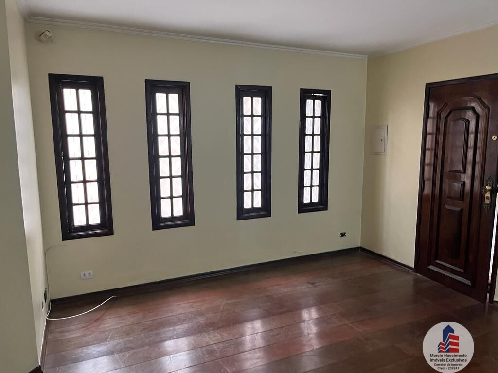 Sobrado à venda com 3 quartos, 232m² - Foto 3