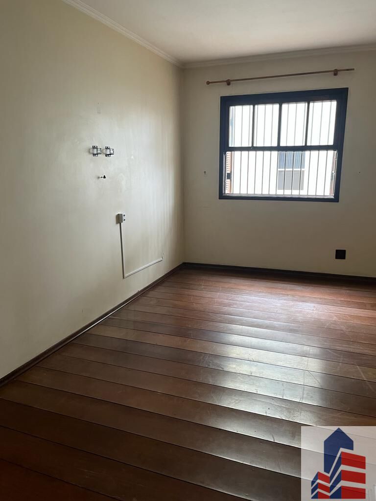 Sobrado à venda com 3 quartos, 232m² - Foto 7