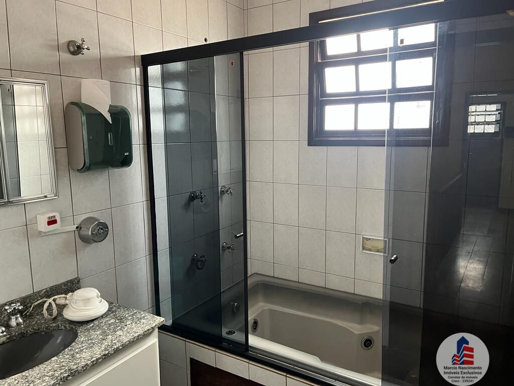 Sobrado à venda com 3 quartos, 232m² - Foto 11