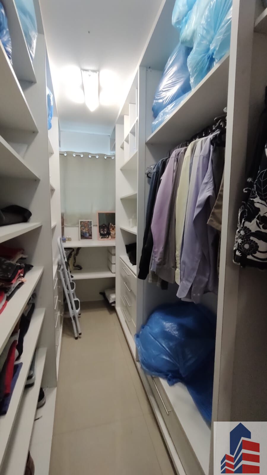 Sobrado à venda com 3 quartos, 273m² - Foto 14