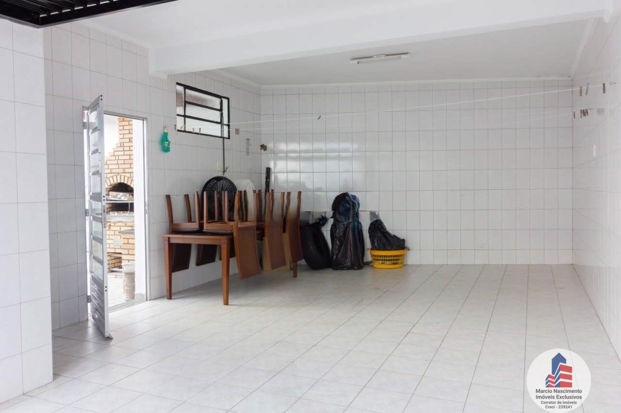 Sobrado à venda com 4 quartos, 230m² - Foto 14