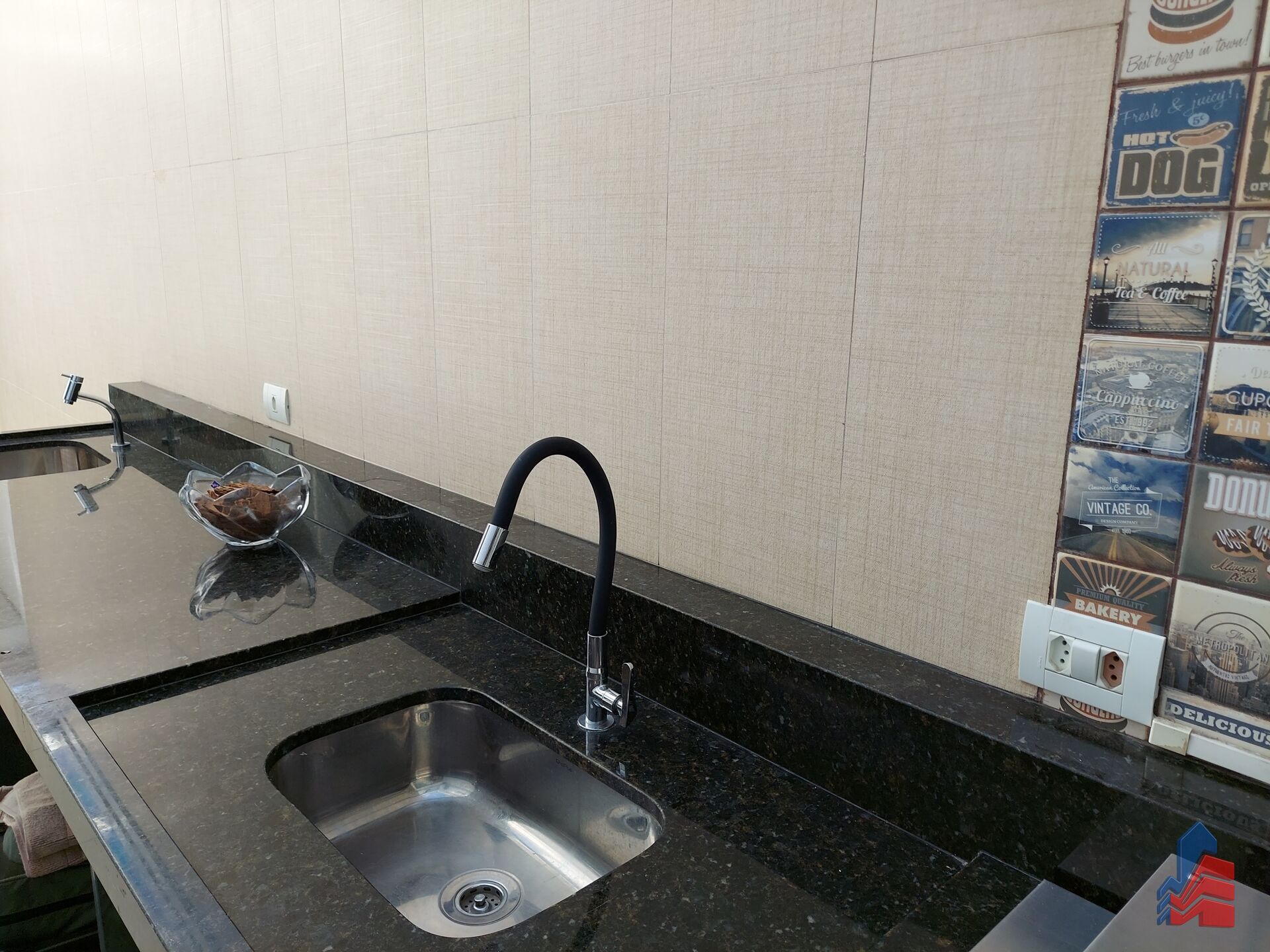 Sobrado à venda com 3 quartos, 194m² - Foto 8
