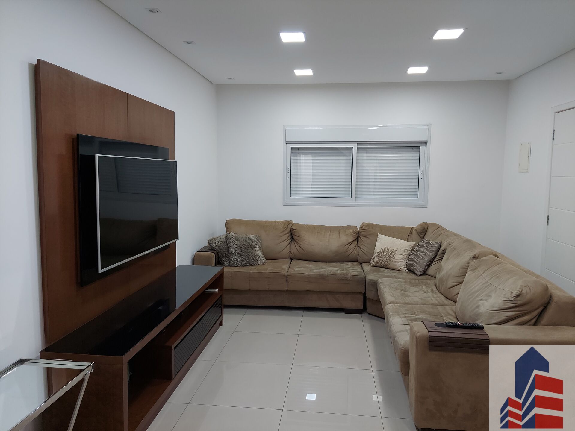 Sobrado à venda com 3 quartos, 194m² - Foto 3