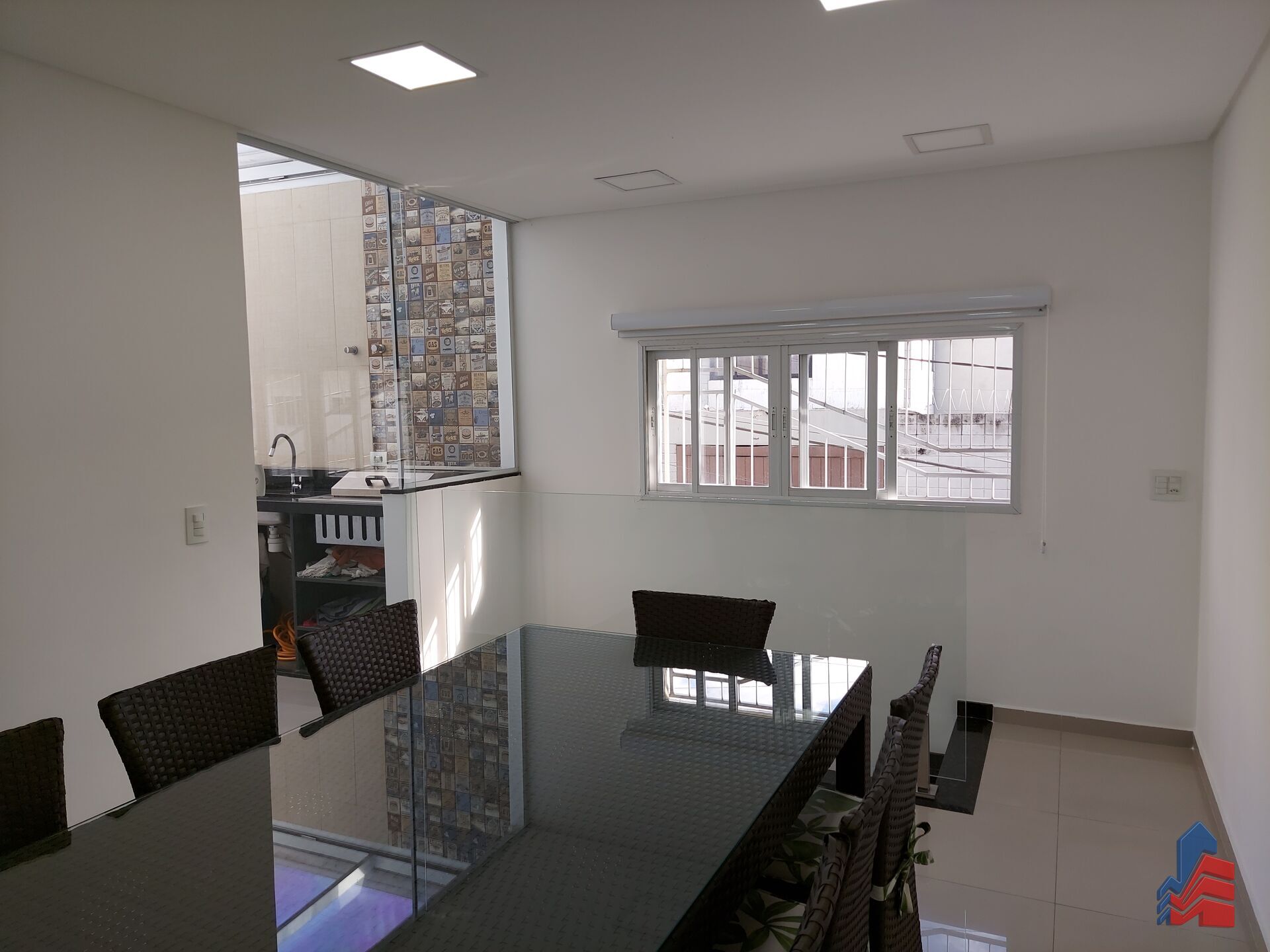 Sobrado à venda com 3 quartos, 194m² - Foto 11