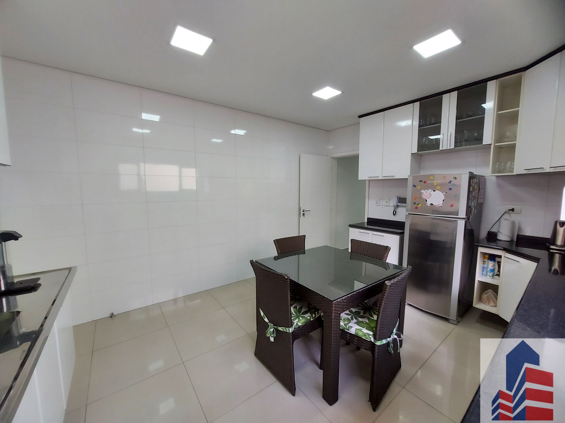 Sobrado à venda com 3 quartos, 194m² - Foto 22