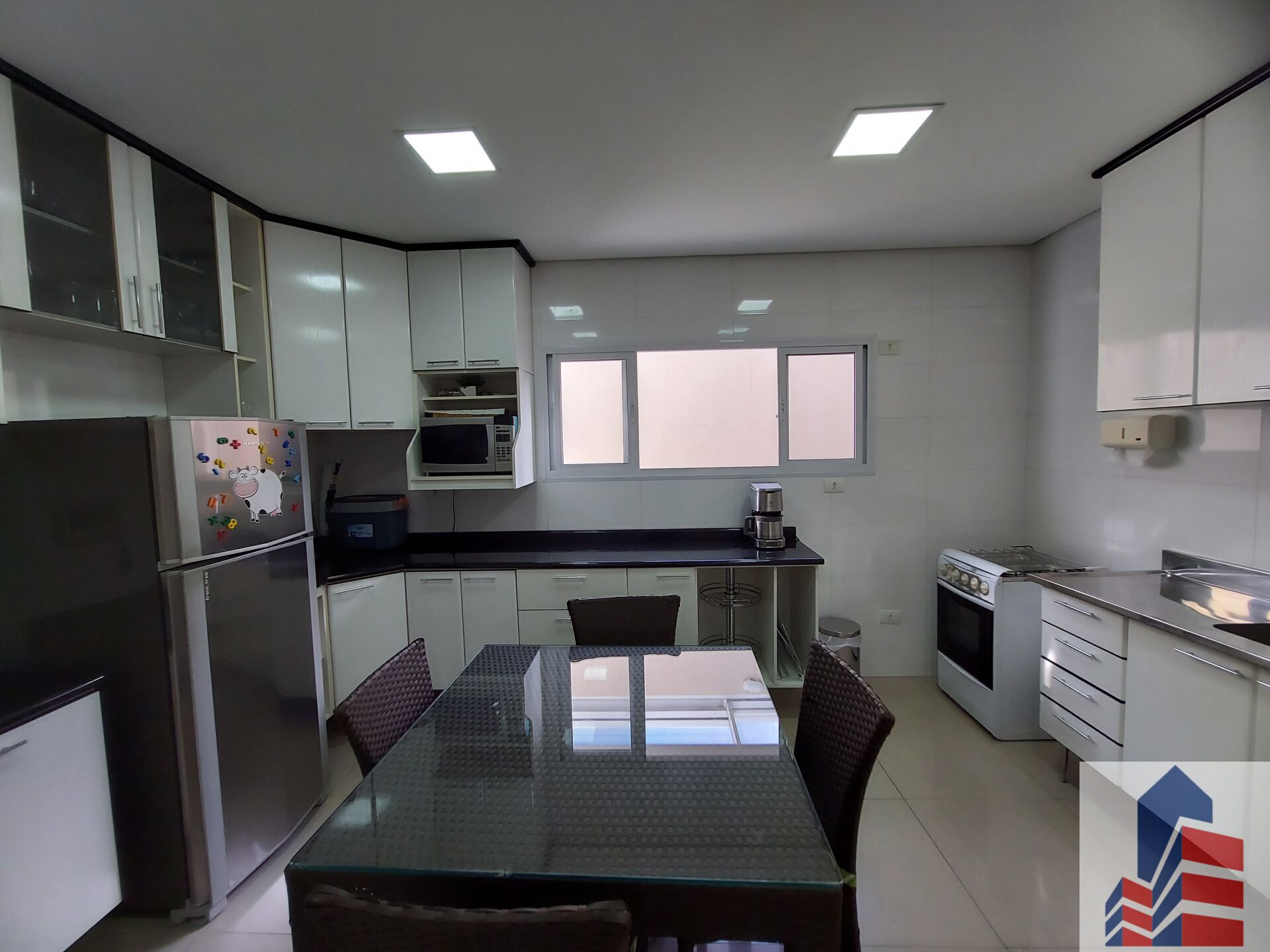 Sobrado à venda com 3 quartos, 194m² - Foto 25