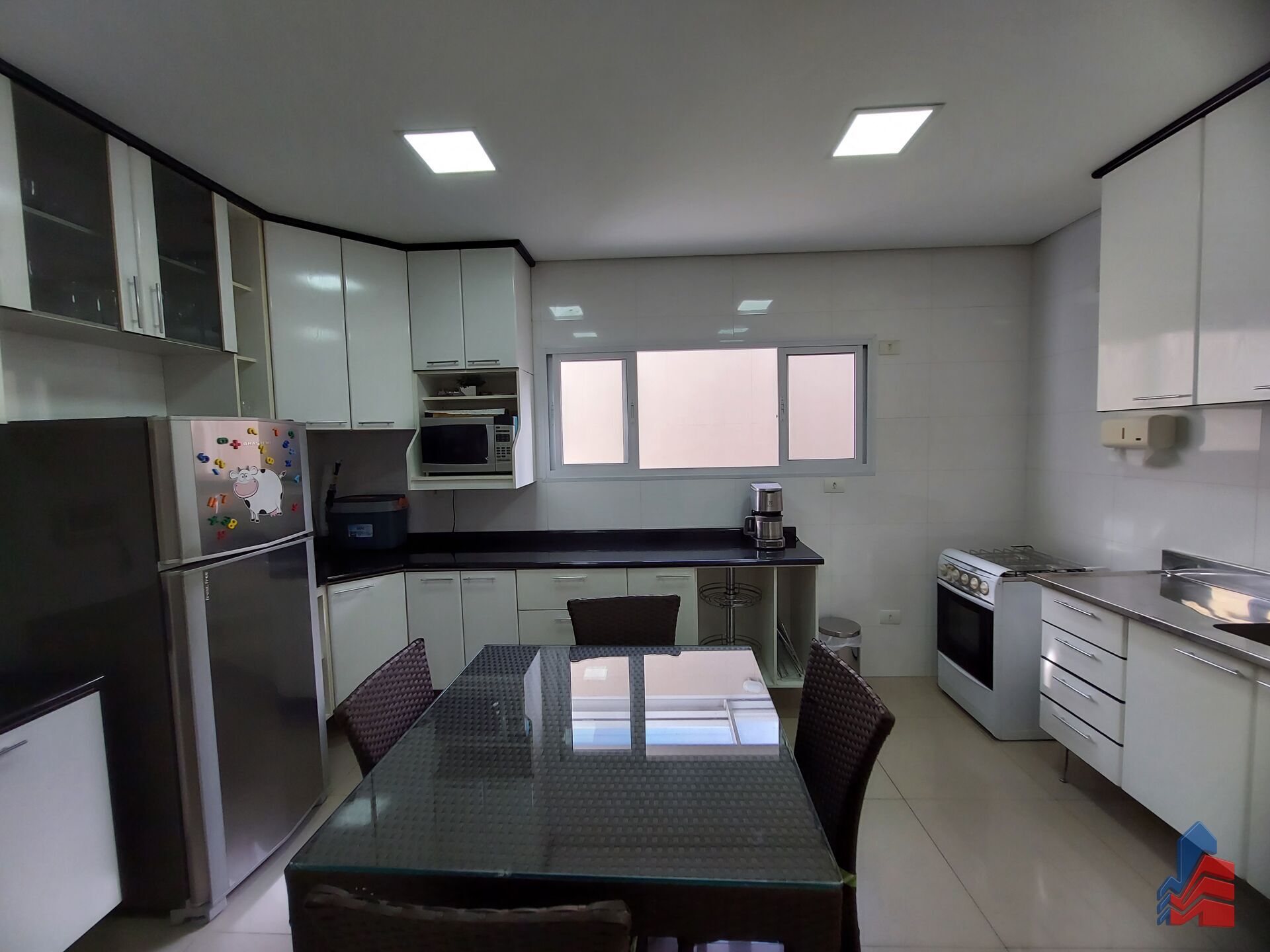 Sobrado à venda com 3 quartos, 194m² - Foto 17