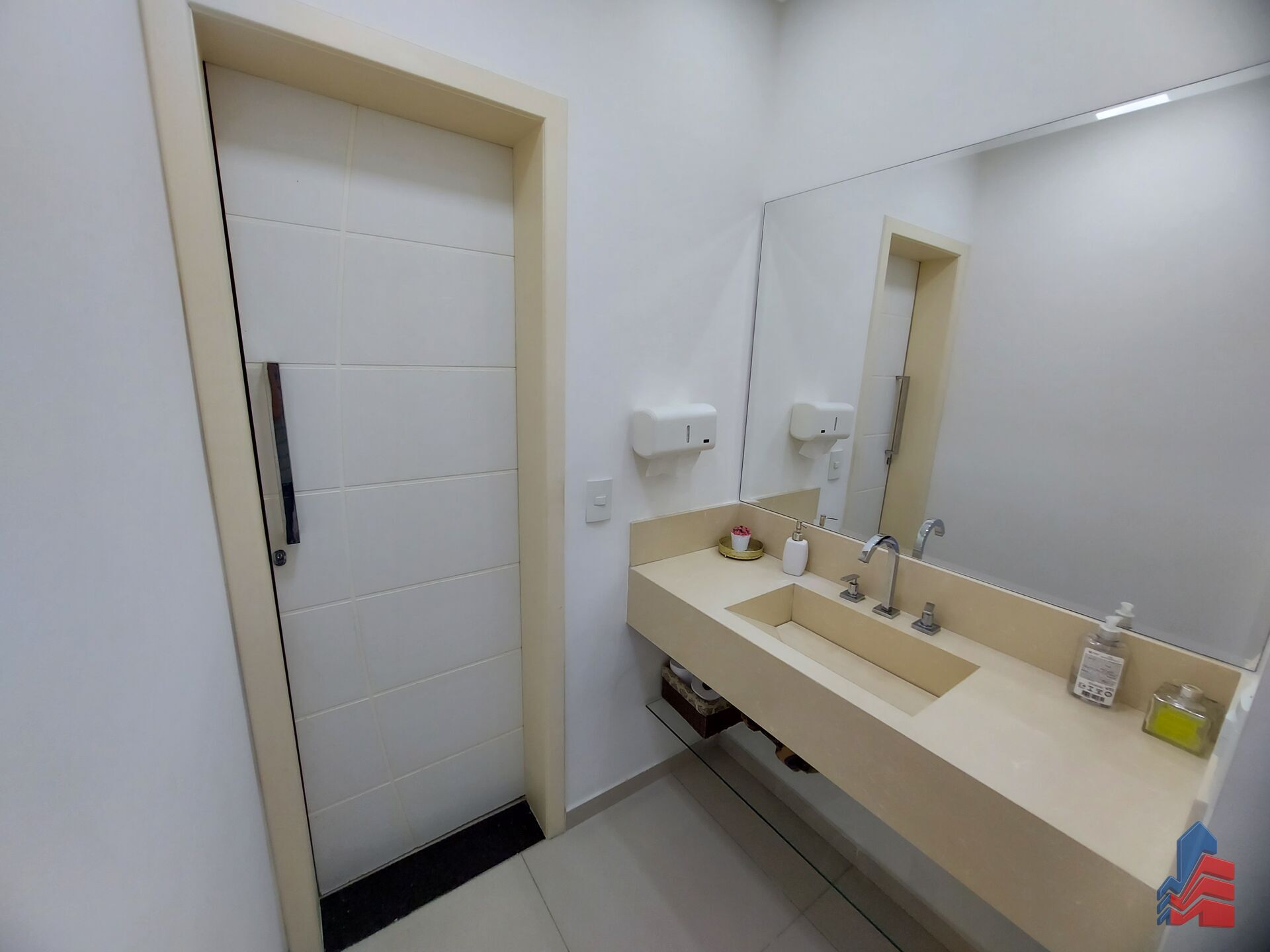 Sobrado à venda com 3 quartos, 194m² - Foto 29